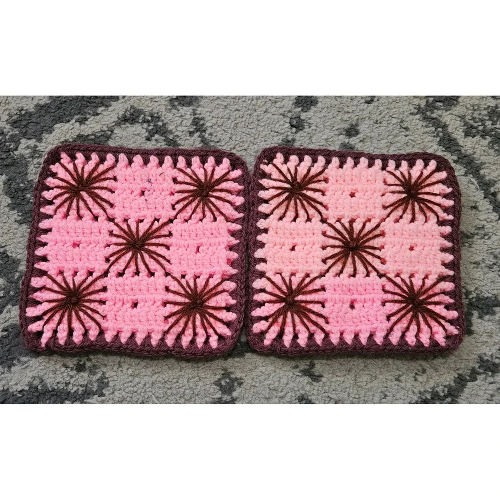 Vintage 70s Crochet Pot Holders Trivets Pink Brown Starburst Granny Square Set 2